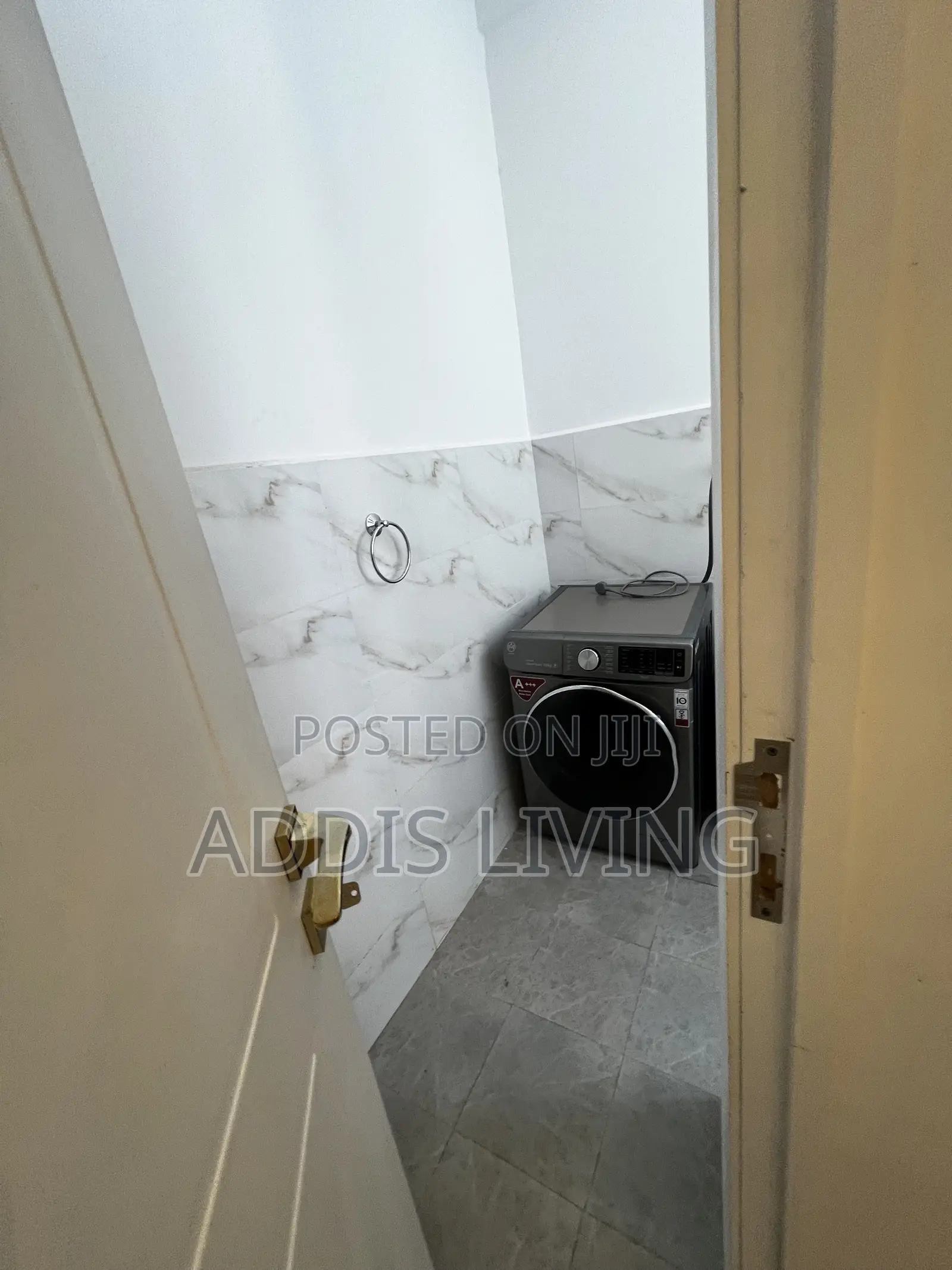 Furnished 2bdrm Apartment in Bole for rent