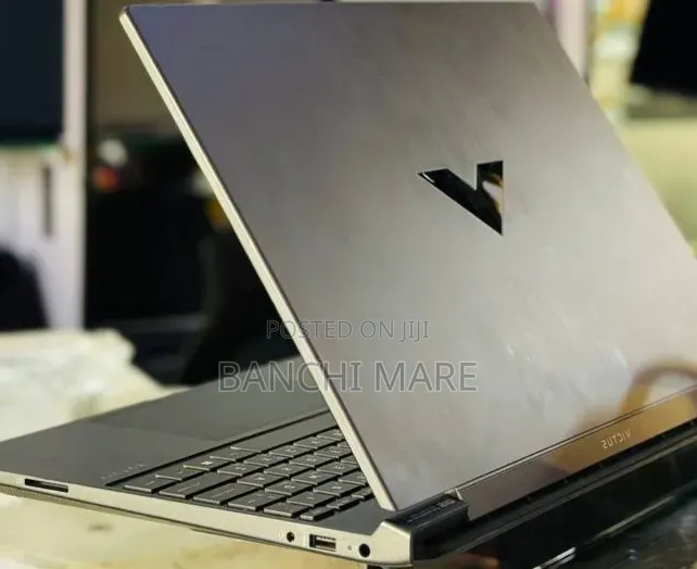 New Laptop HP Victus 15 16GB Intel Core i5 SSD 512GB