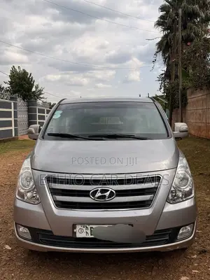 Hyundai Starex 2017 Silver