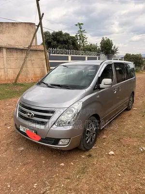 Hyundai Starex 2017 Silver