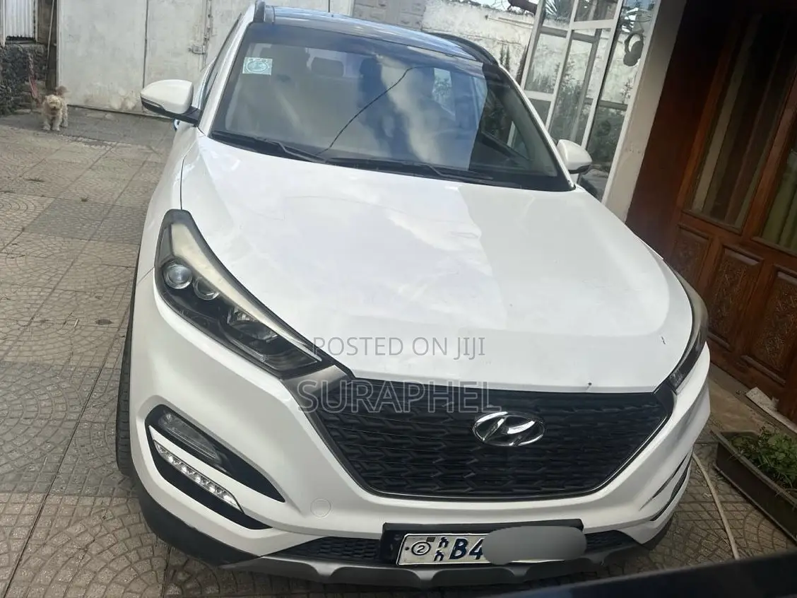 Hyundai Tucson Eco FWD 2017 White