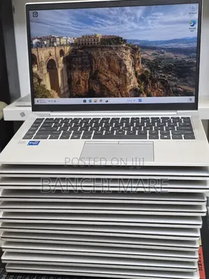 New Laptop HP EliteBook 840 G8 16GB Intel Core i7 SSD 512GB