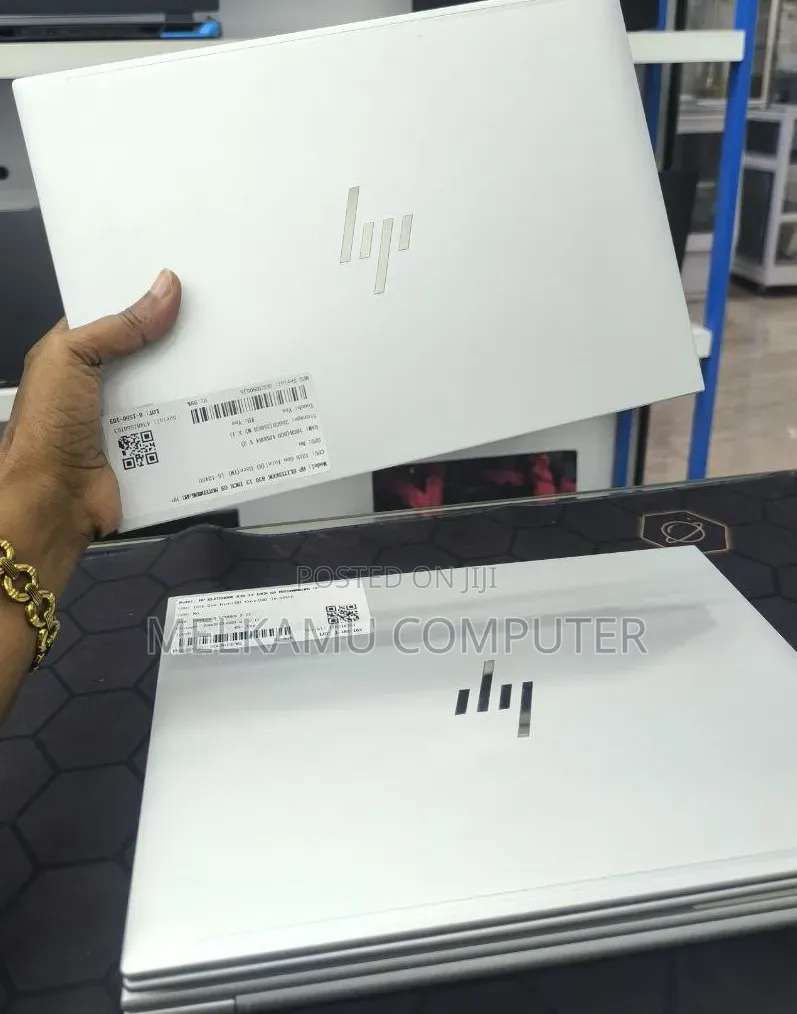 New Laptop HP EliteBook 830 G9 16GB Intel Core i5 SSD 512GB