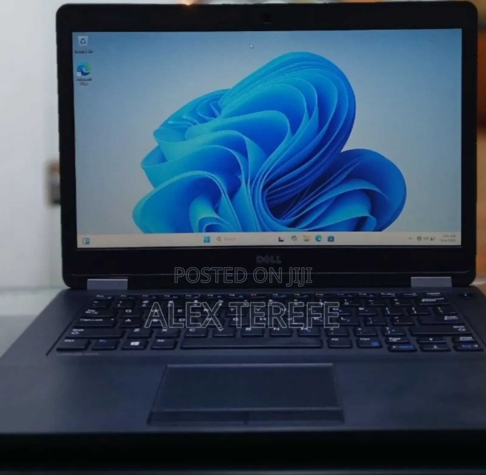 New Laptop Dell Latitude 14 E5470 4GB Intel Core i3 SSD 128GB