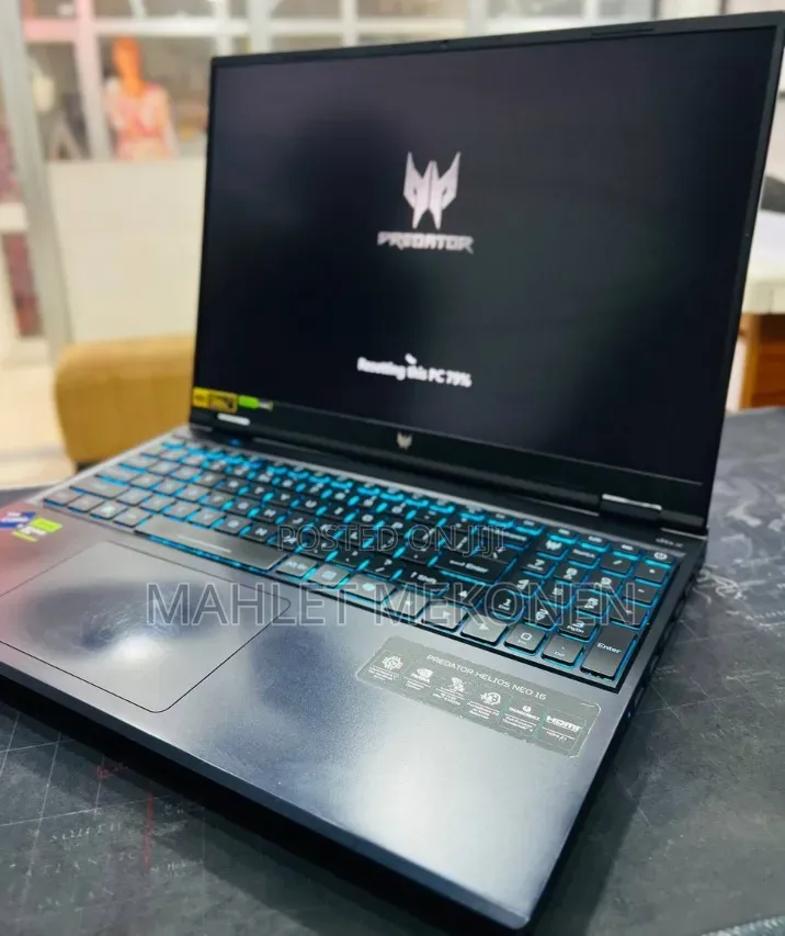 New Laptop Acer Predator Helios Neo 16 16GB Intel Core i9 SSD 1T
