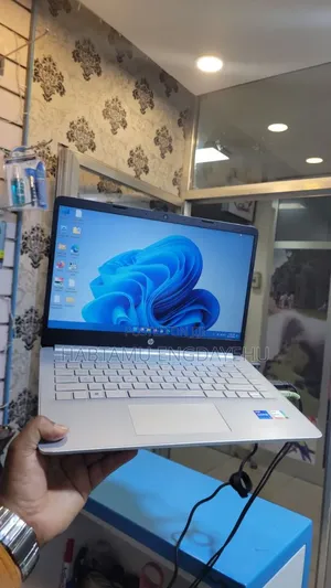 Laptop HP Stream Notebook 16GB Intel Core i7 SSD 512GB