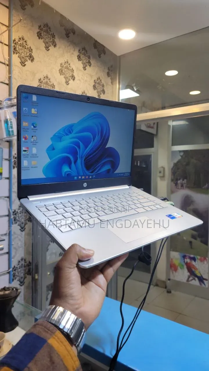 Laptop HP Stream Notebook 16GB Intel Core i7 SSD 512GB