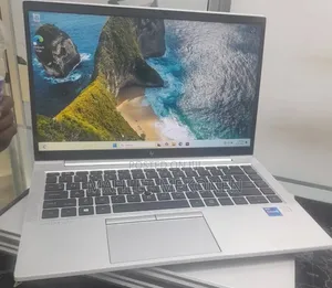 New Laptop HP EliteBook 840 G8 16GB Intel Core i7 SSD 512GB