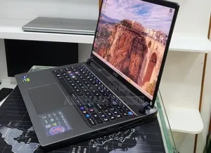 New Laptop MSI 16GB Intel Core i9 SSD 1T