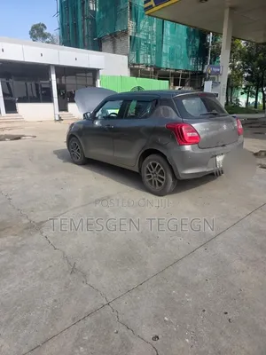 Suzuki Swift 2021 Gray