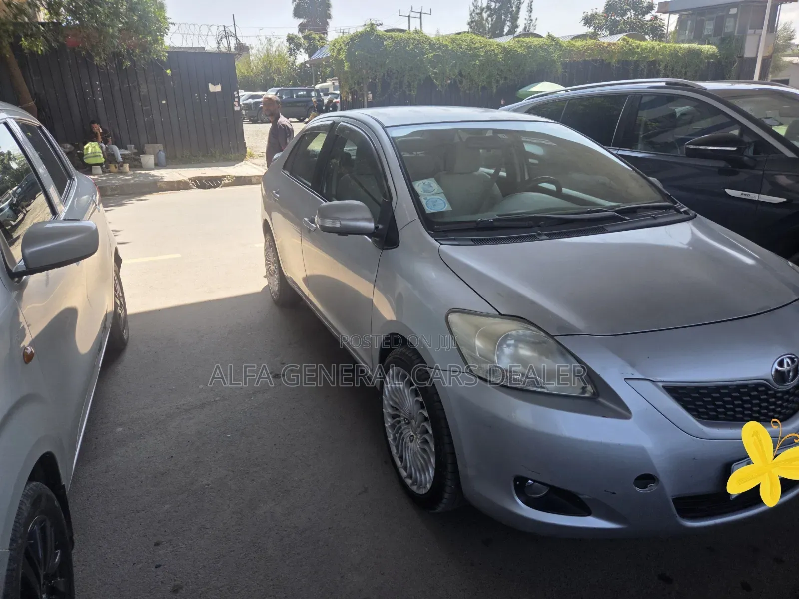 Toyota Belta 2011 Silver