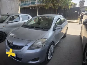 Toyota Belta 2011 Silver