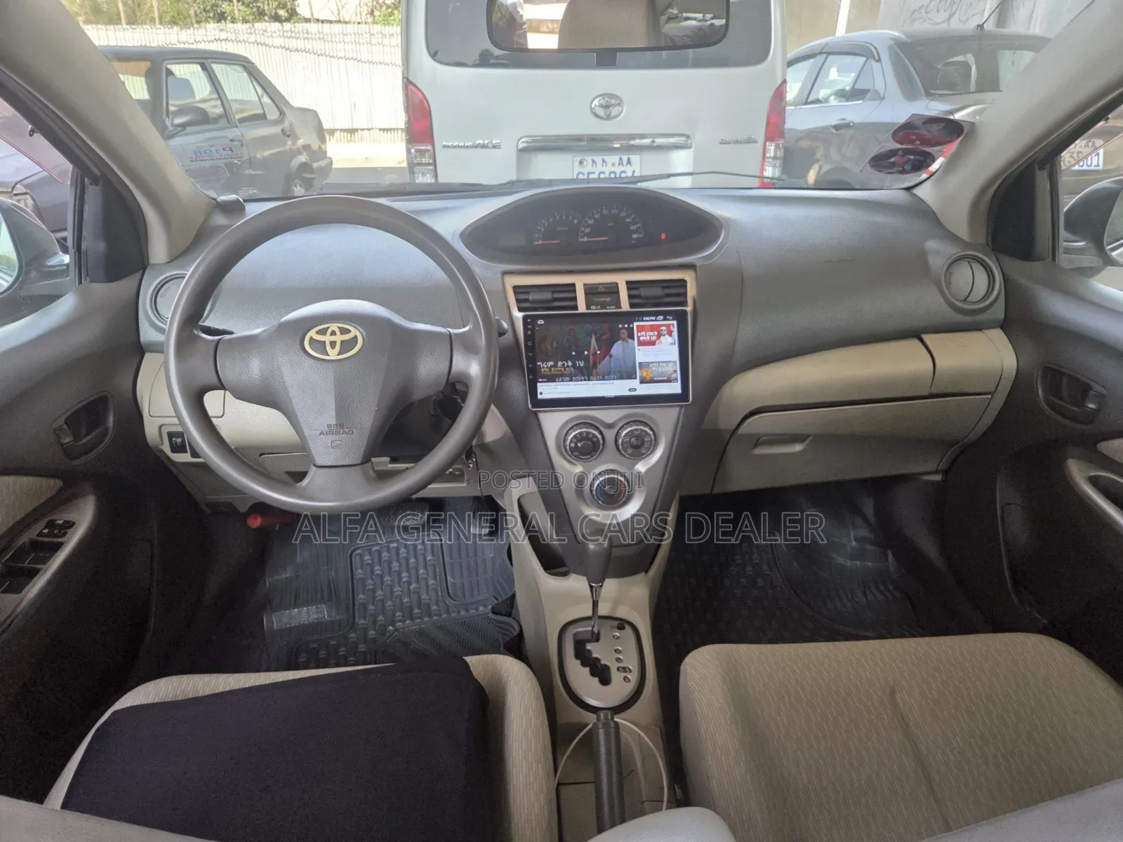 Toyota Belta 2011 Silver