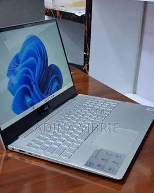 New Laptop Dell Inspiron 15 16GB Intel Core i5 SSD 256GB