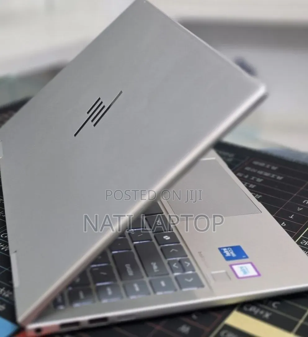 New Laptop HP Envy 14 16GB Intel Core 7 SSD 1T