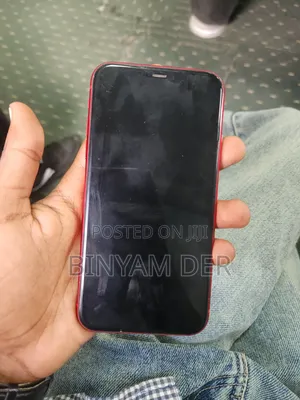 Apple iPhone 11 128 GB Red