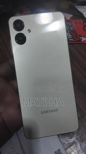 New Samsung Galaxy A06 64 GB White