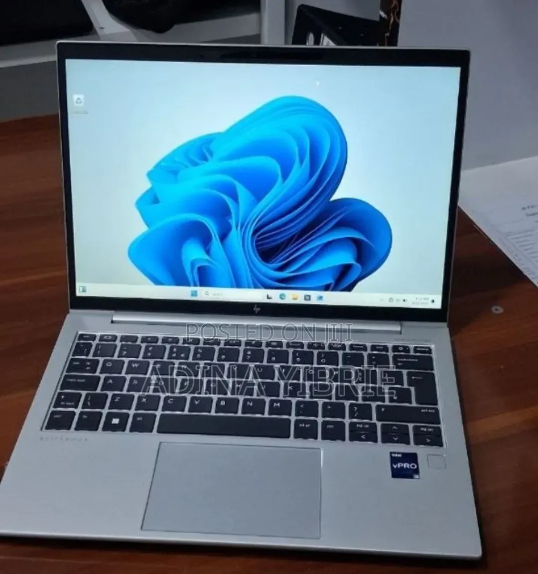 New Laptop HP Elitebook 830 G11 16GB Intel Core i5 SSD 512GB