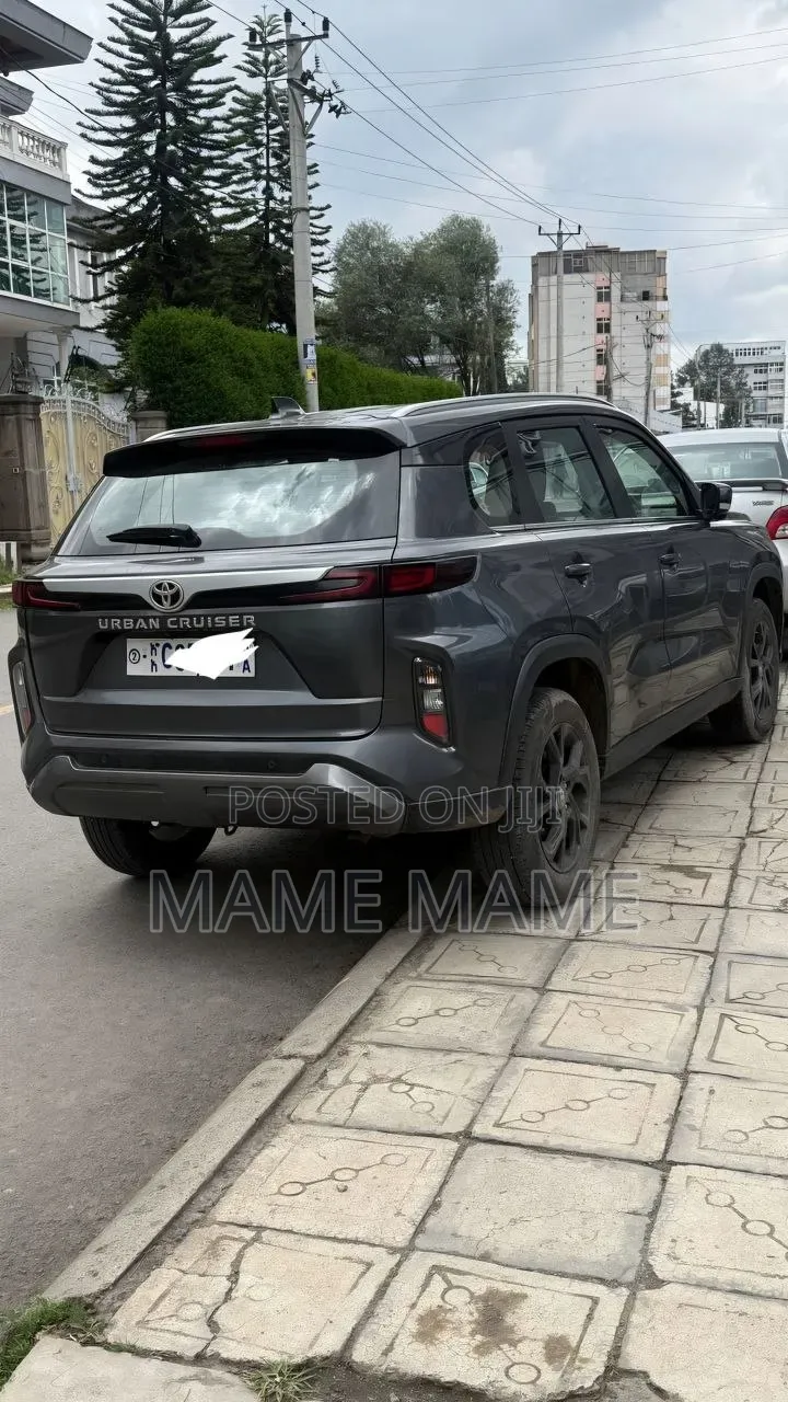 New Toyota Urban Cruiser 2024 Gray