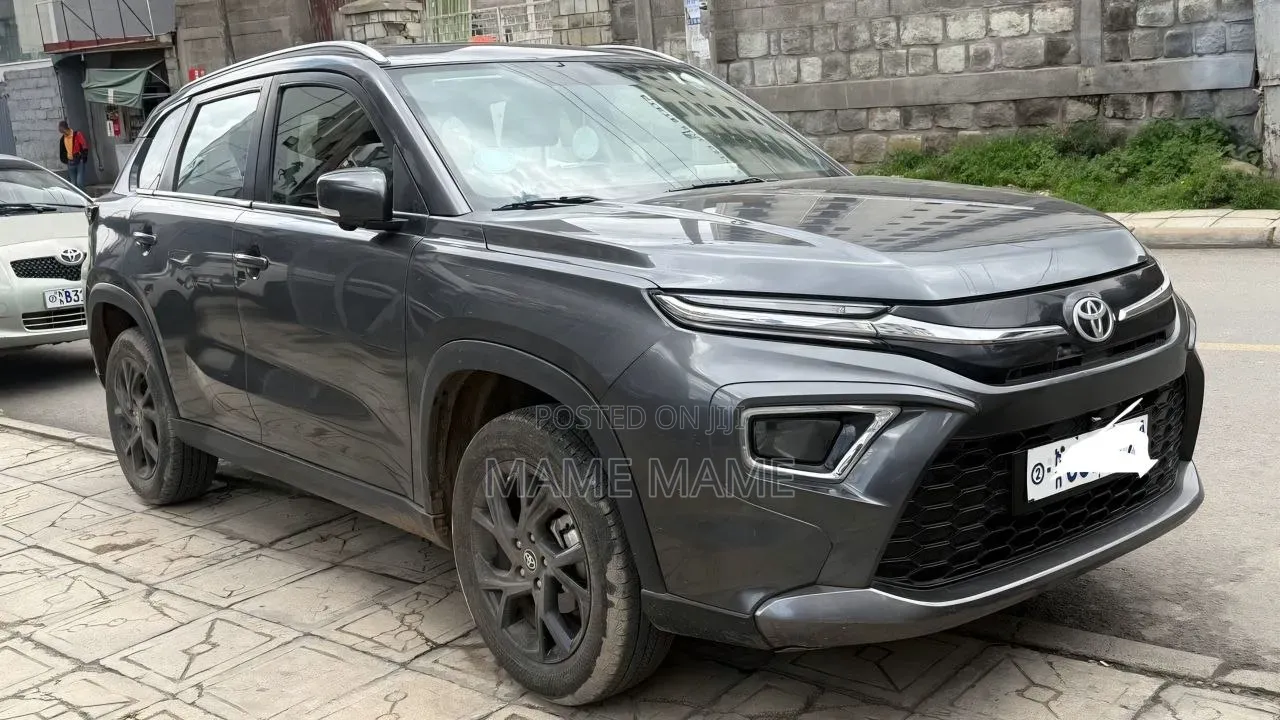 New Toyota Urban Cruiser 2024 Gray