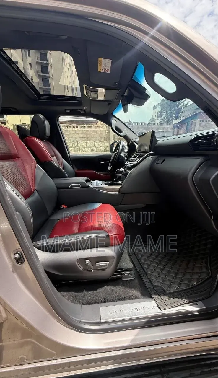 Toyota Land Cruiser 2023 Gray