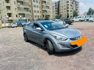 Hyundai Avante 2015 Silver