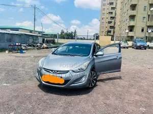 Hyundai Avante 2015 Silver