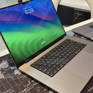 New Laptop Apple MacBook 32GB Apple M1 Pro SSD 512GB
