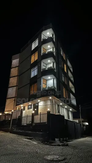 Furnished 5bdrm Apartment in G+5 Building, Kirkos for sale