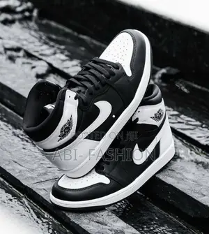 Air Jordan 1 High OG Black/White Shoes | New Arrival