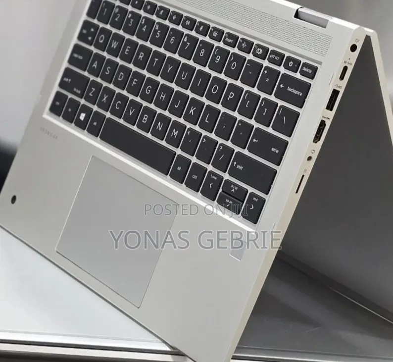 New Laptop HP 16GB AMD Ryzen 7 SSD 512GB