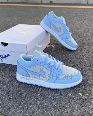 Air Jordan 1 Low UNC Shoes