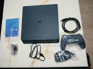 Playstation 4 Slim