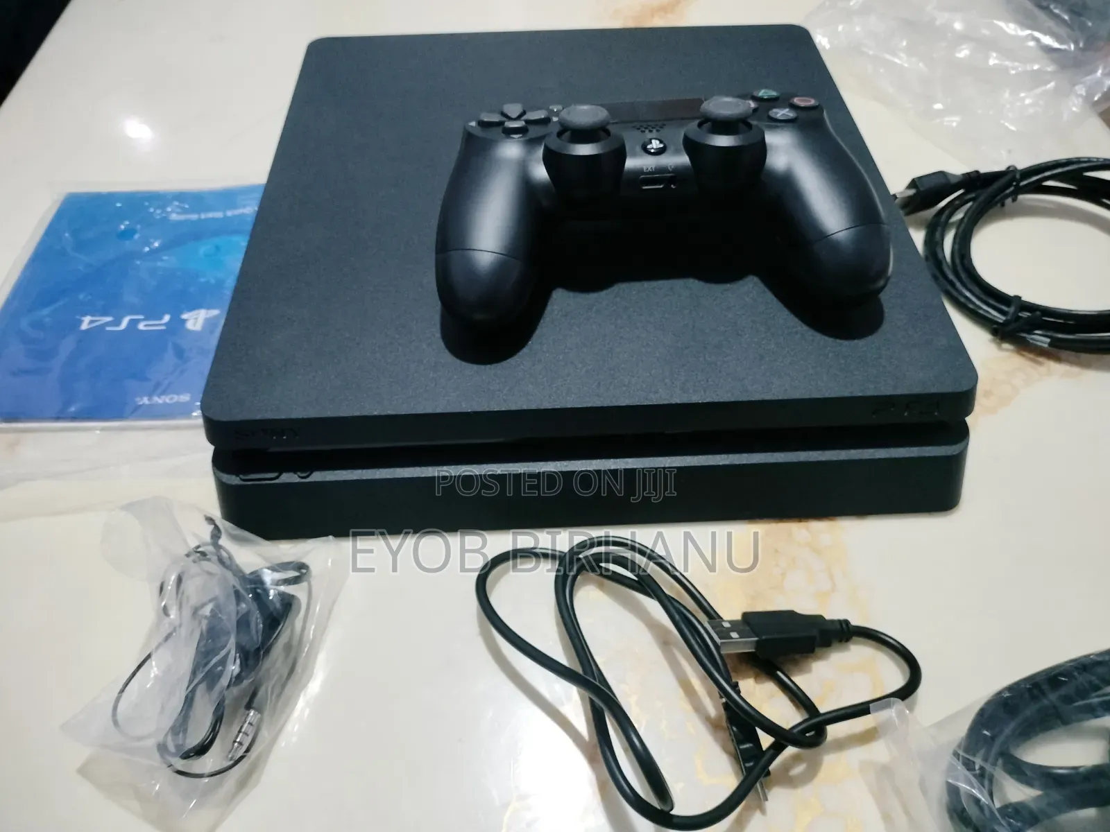 Playstation 4 Slim