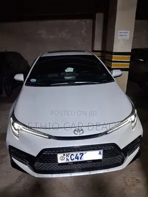 Toyota Corolla 2022 White