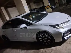 Toyota Corolla 2022 White