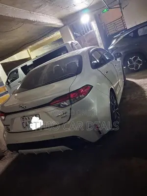 Toyota Corolla 2022 White