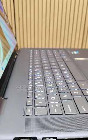 New Laptop HP Spectre X360 15 16GB Intel Core i7 SSD 512GB