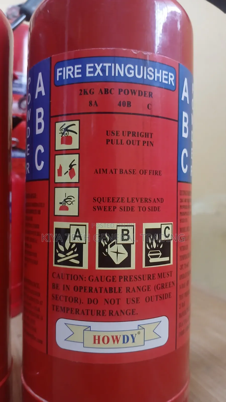 Secure Your Space With a 2kg ABC Powder Fire Extinguisher 的 我