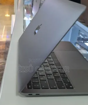 New Laptop Apple MacBook Air 2020 M1 8GB Apple M1 SSD 256GB