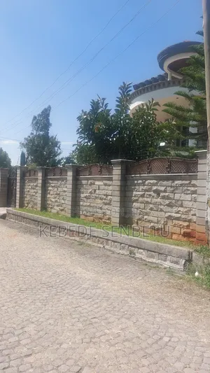 8bdrm House in Adis Abeba, East Shewa for rent