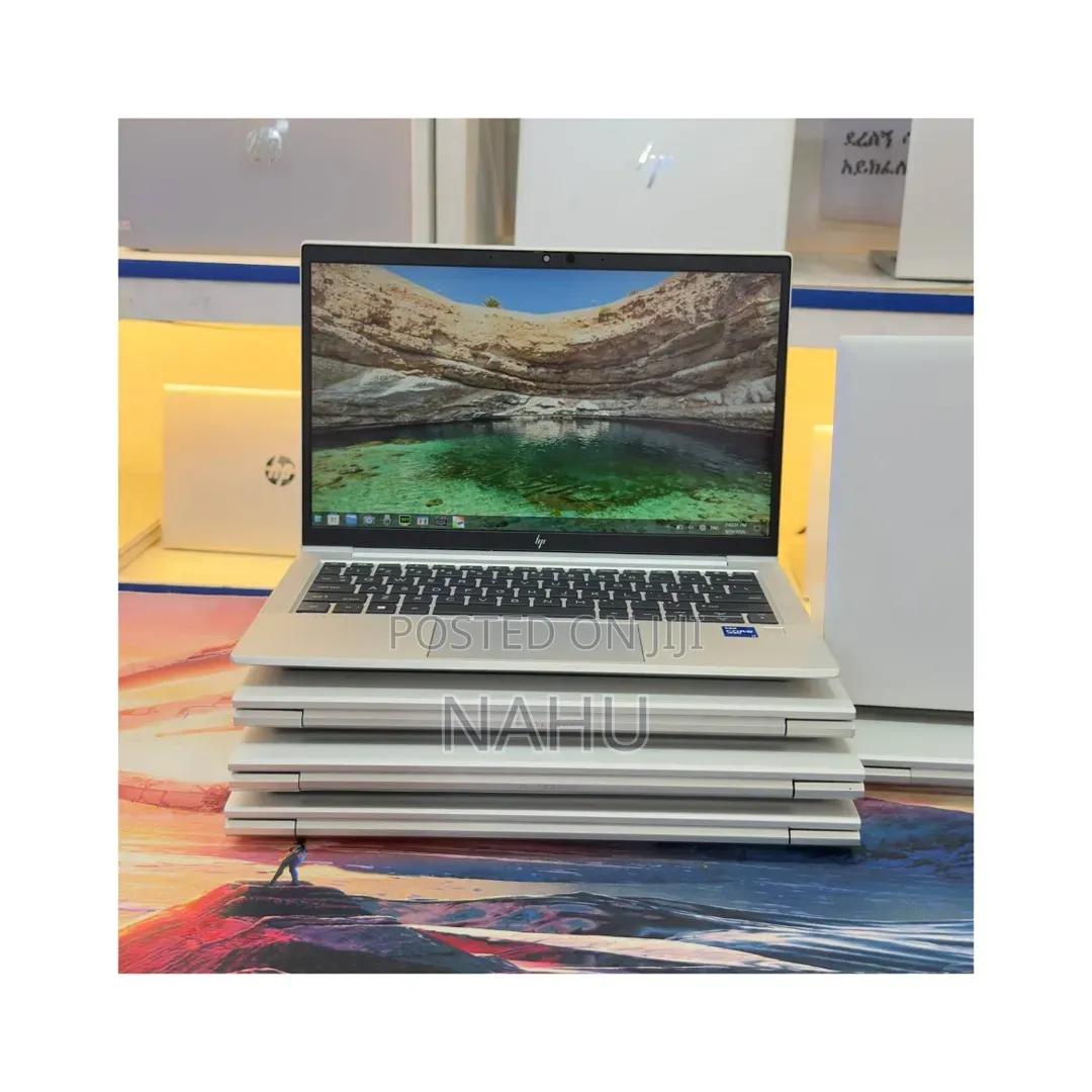 New Laptop HP EliteBook 830 8GB Intel Core i7 SSD 512GB