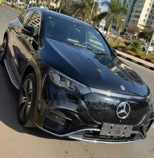 New Mercedes-Benz EQE 2025 Black