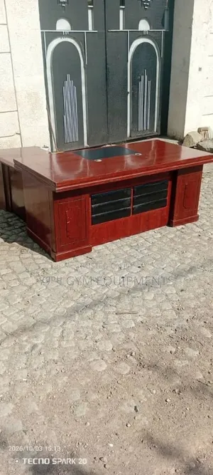 Executive Office Desk for Sale – Addis Ababa