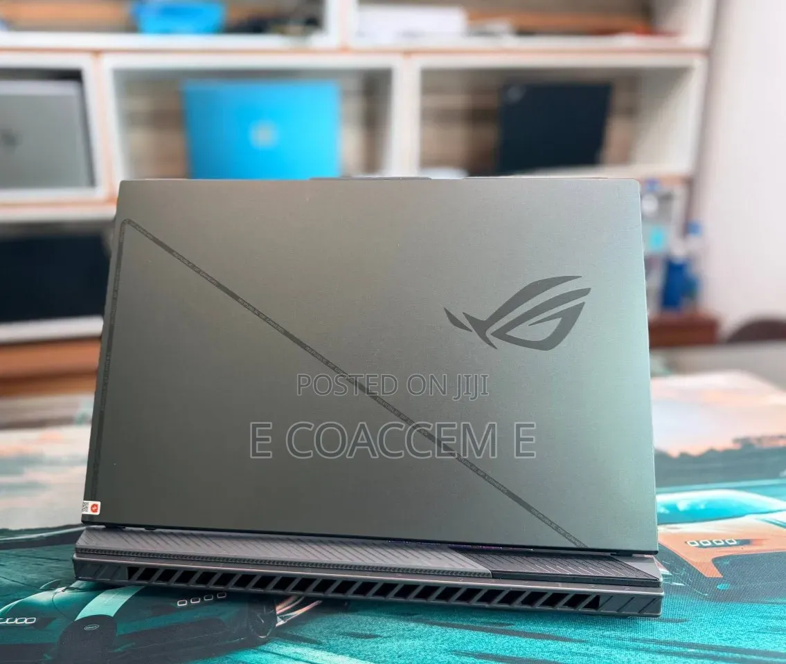 New Laptop Asus ROG Strix G16 16GB Intel Core i9 SSD 1T