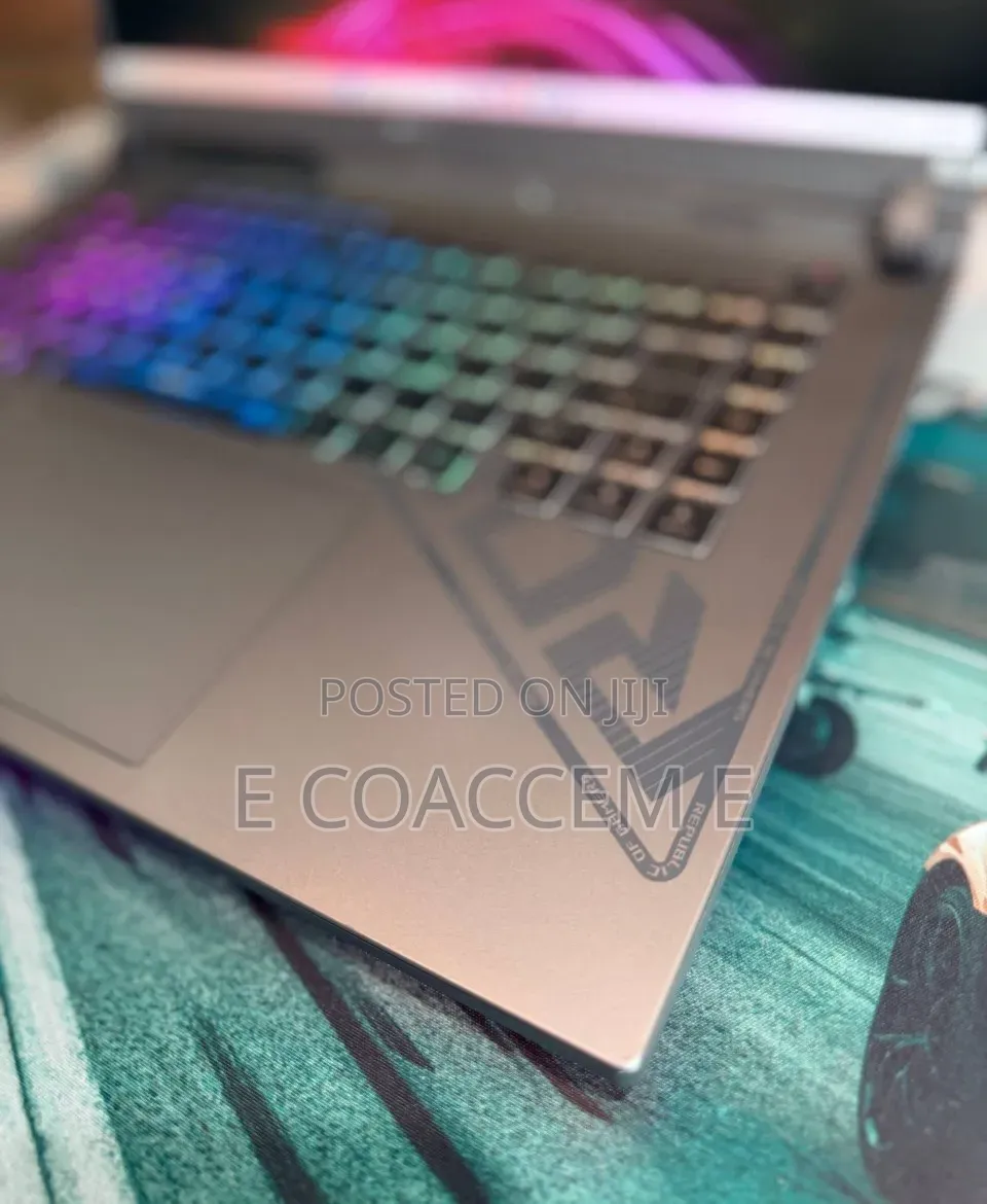 New Laptop Asus ROG Strix G16 16GB Intel Core i9 SSD 1T