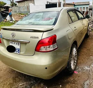 Toyota Yaris 2007 Pearl