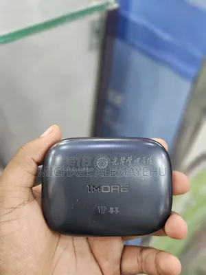 1more Airpod