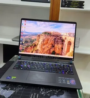 New Laptop MSI Vector GP68 HX 13V 16GB Intel Core i9 SSD 1T
