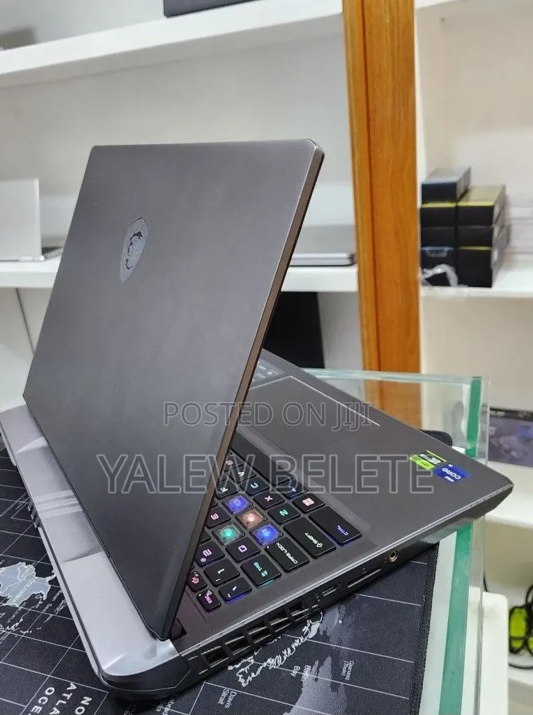 New Laptop MSI Vector GP68 HX 13V 16GB Intel Core i9 SSD 1T